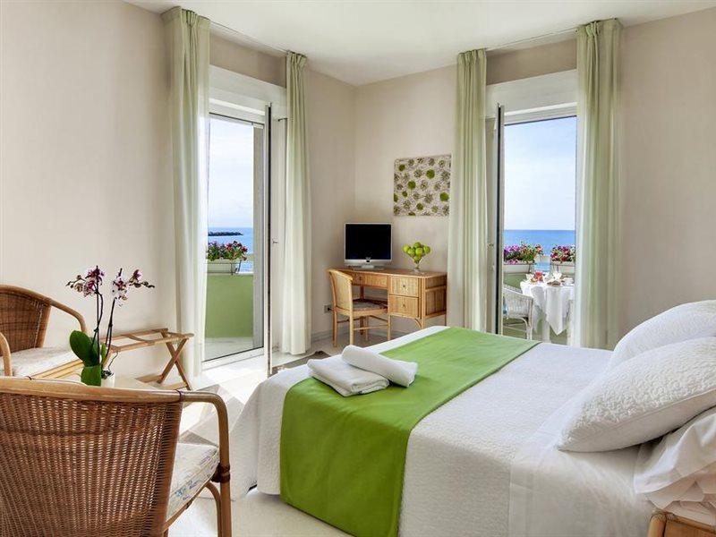 Hotel Mida
